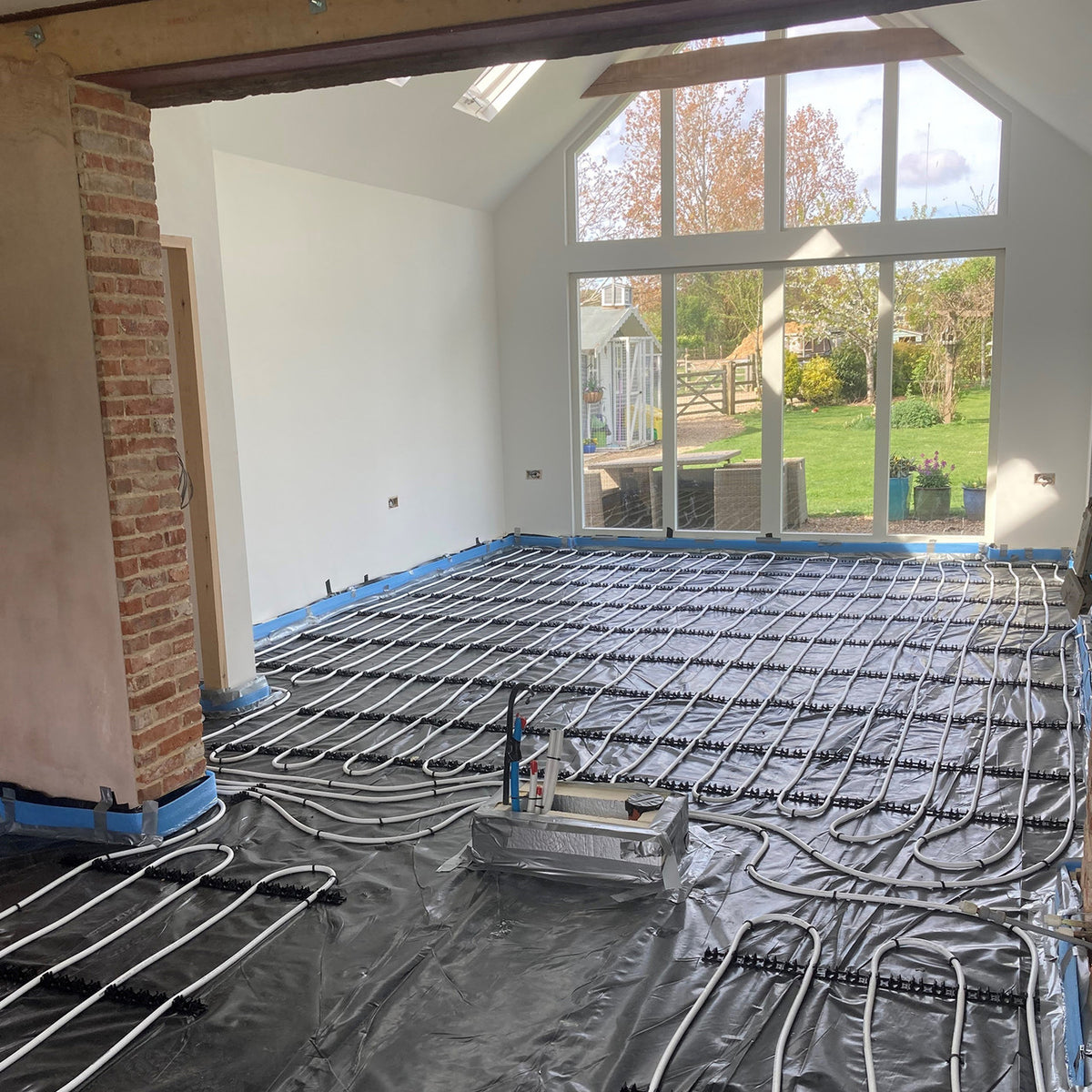 Adept AD-RAIL - In Screed Grip Rail Water Underfloor Heating Kits