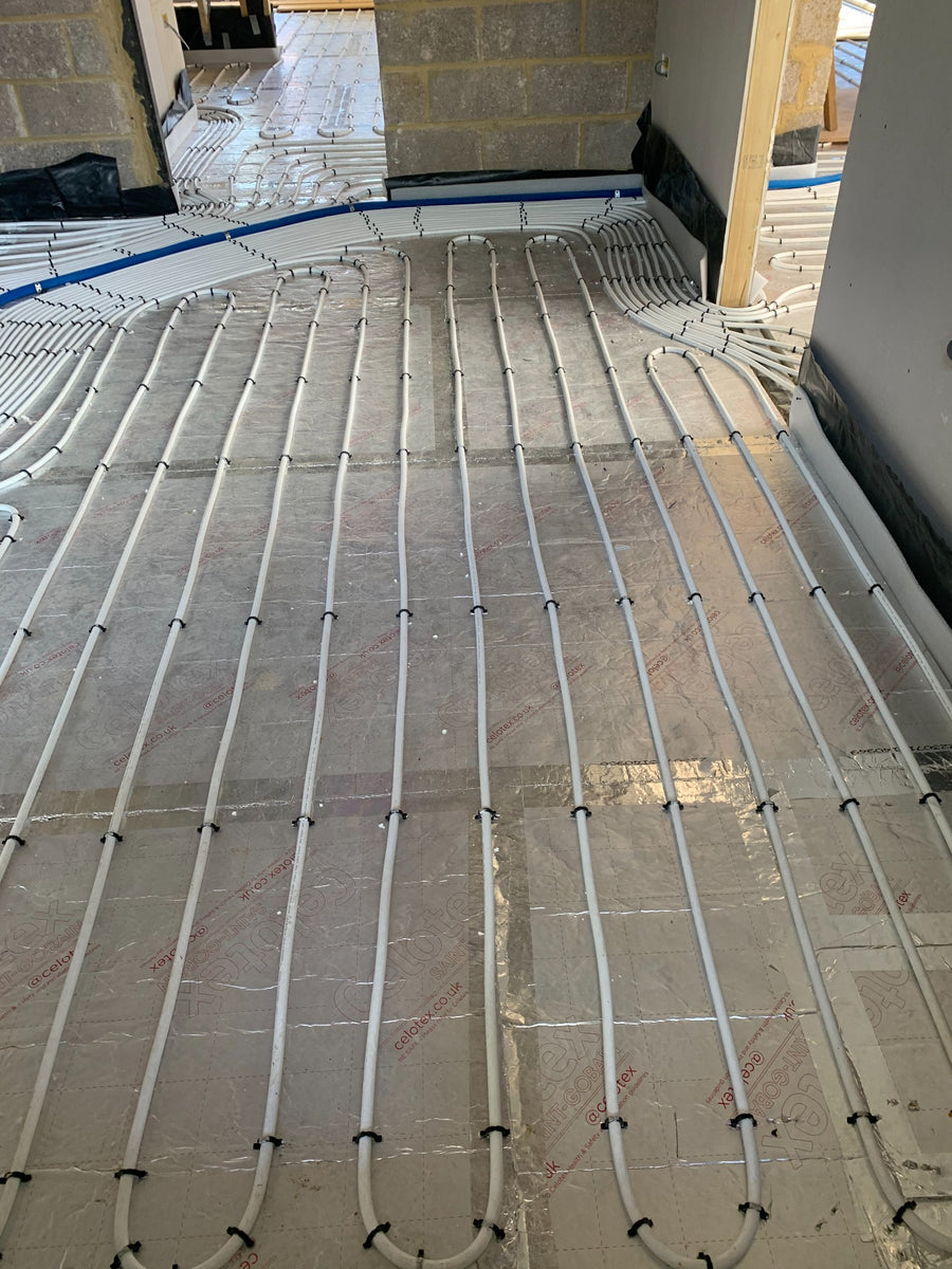 Underfloor heating installation detail by Lukasz Przewozniak